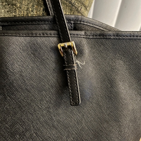 Micheal Kors - Picture 4 of 8